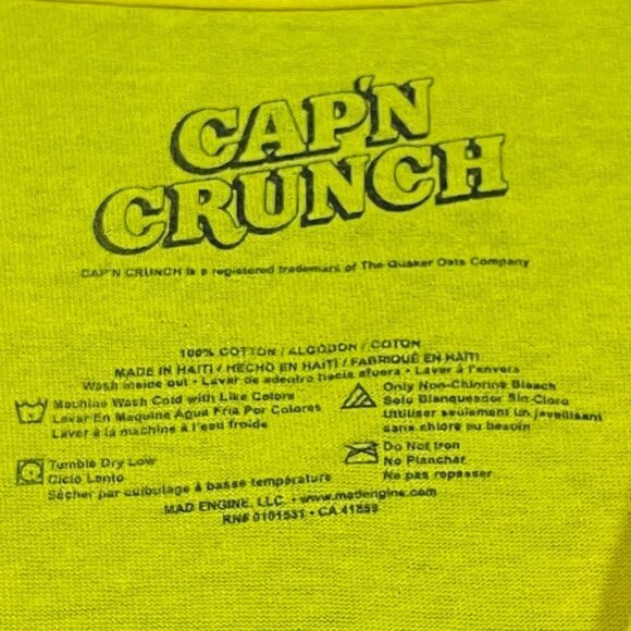 Captain Crunch Cartoon T-shirt, size Large - Picture 2 of 4